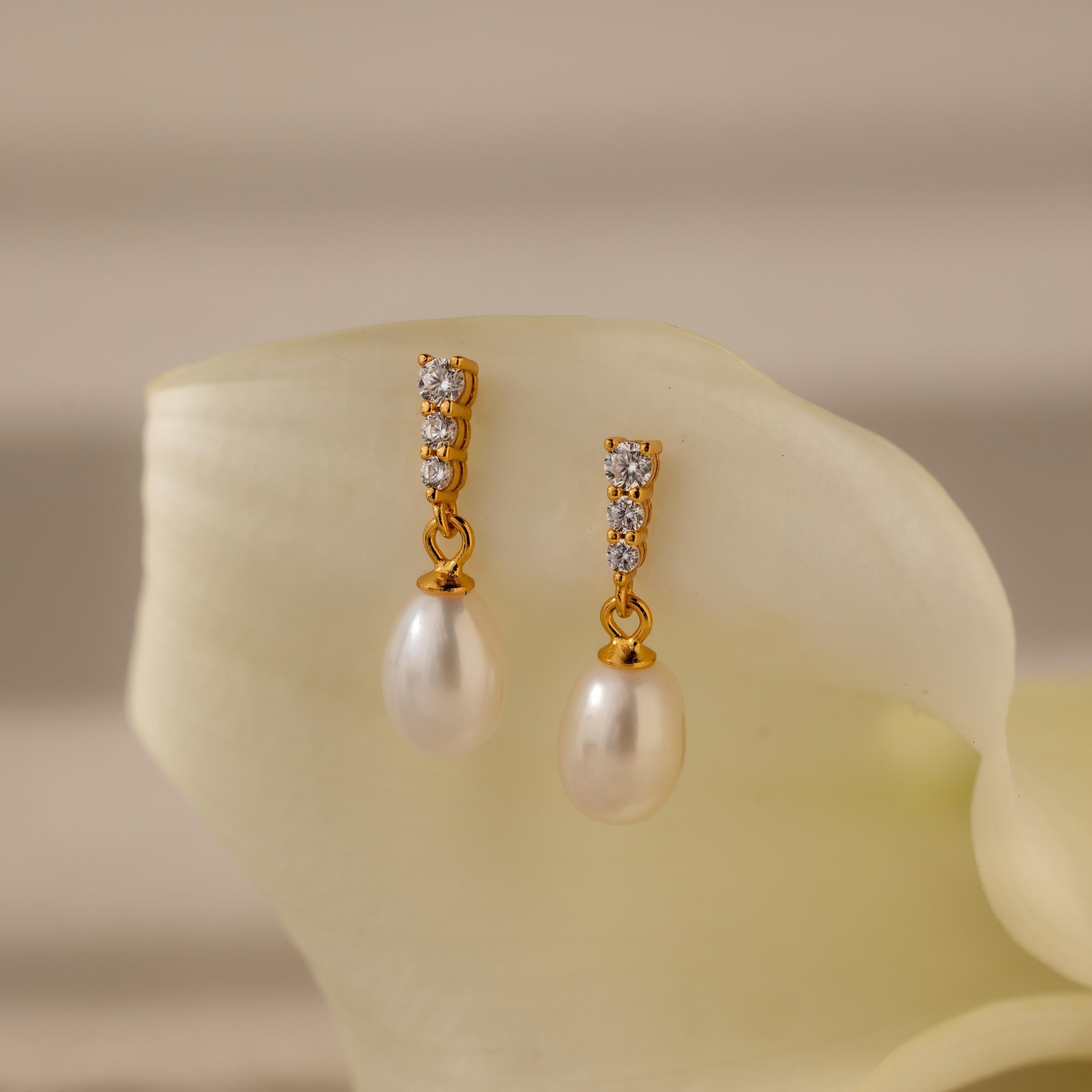 Diamond Pearl Droplet Earrings in 18K Gold